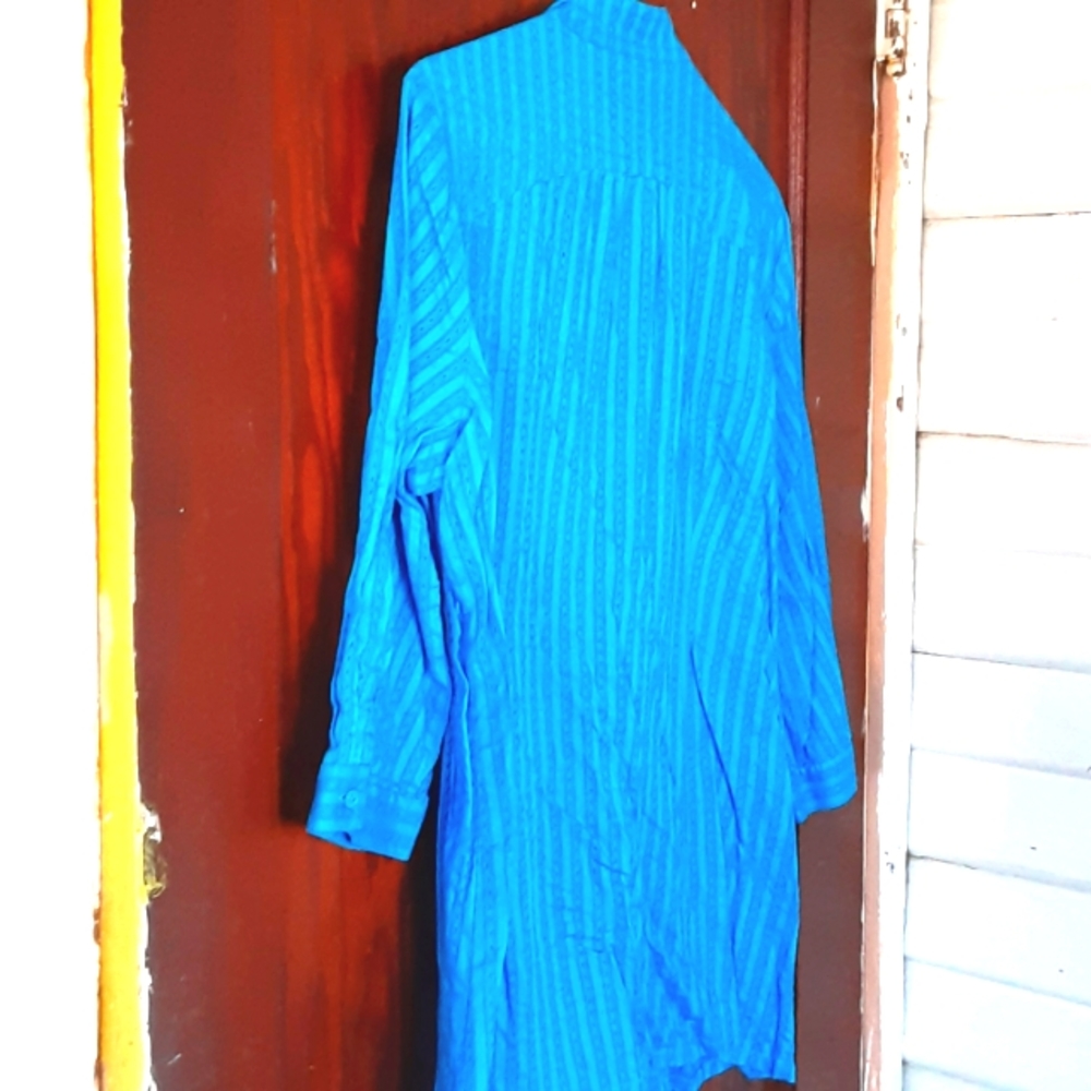 Chicos snap down blouse turquoise sz 2 pit measures 18 inches - Picture 9 of 9